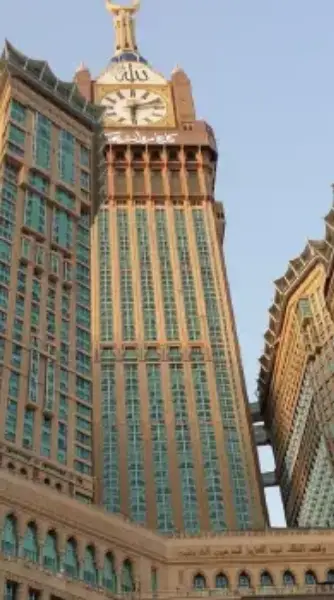 Tower buildingi n Mecca KSA is shown in the pic 